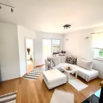 Cozy Πανσιόν