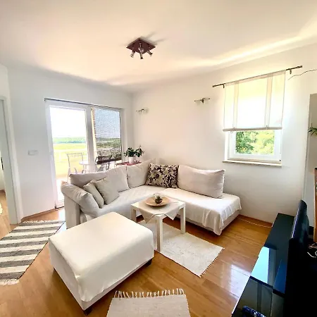 Cozy 3*