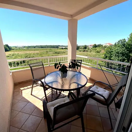 Cozy 3* Πόρετς